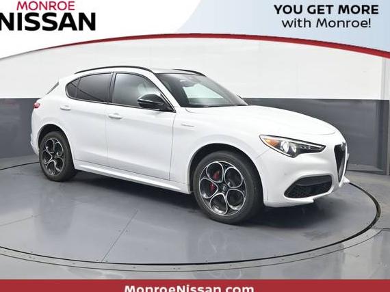 ALFA ROMEO STELVIO 2022 ZASPAKBN1N7D29246 image ALFA ROMEO STELVIO 2022 ZASPAKBN1N7D29246 image